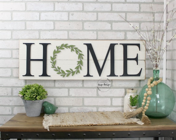 Home sign 2024 with wreath