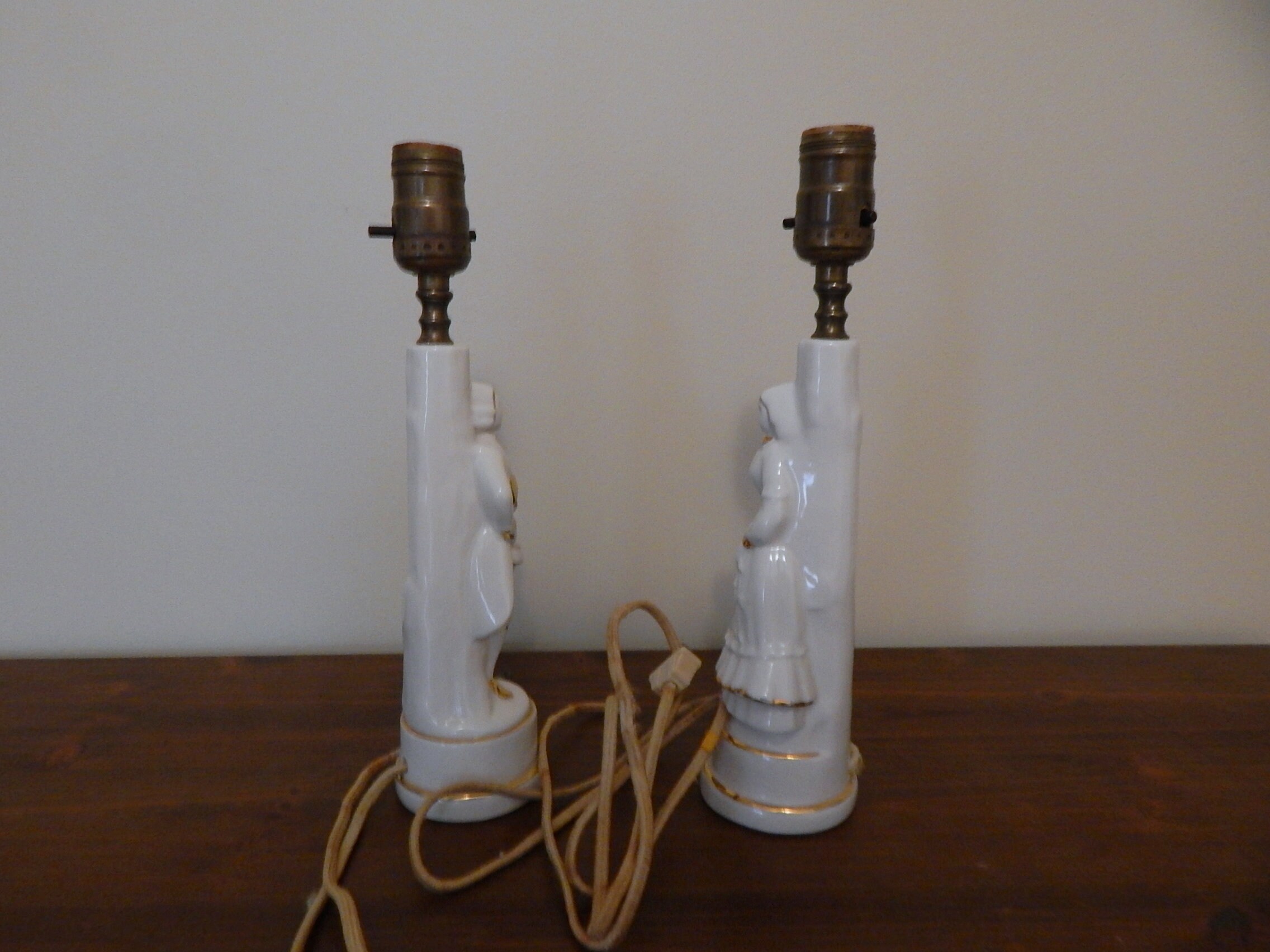 Vintage Lamps Porcelain Figurine Lamp Gold Handpainted Etsy