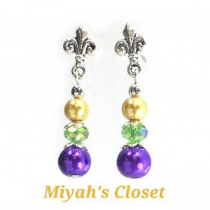 Mardi Gras Pearl Earrings Mardi Gras Accessories Mardi Gras Ball Mardi Gras Pearl Earring Fleur de lis Earrings Nola Earrings
