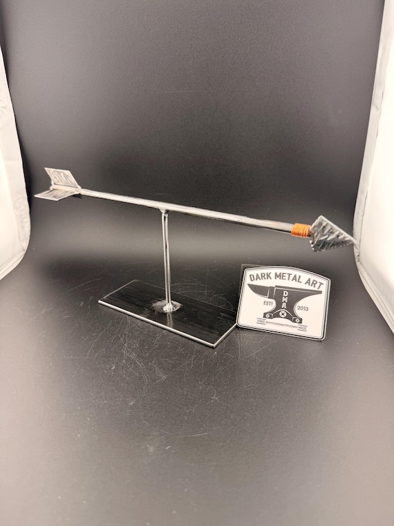 Handmade Metal Arrow Sculpture: Upcycled Rustic Art