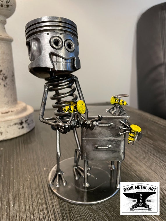 The DaRk Metal Art Store