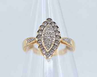 Elegant marquise 18K solid gold and diamond ring Fine gold French jewelry Perfect craftsmanship Fully hallmarked