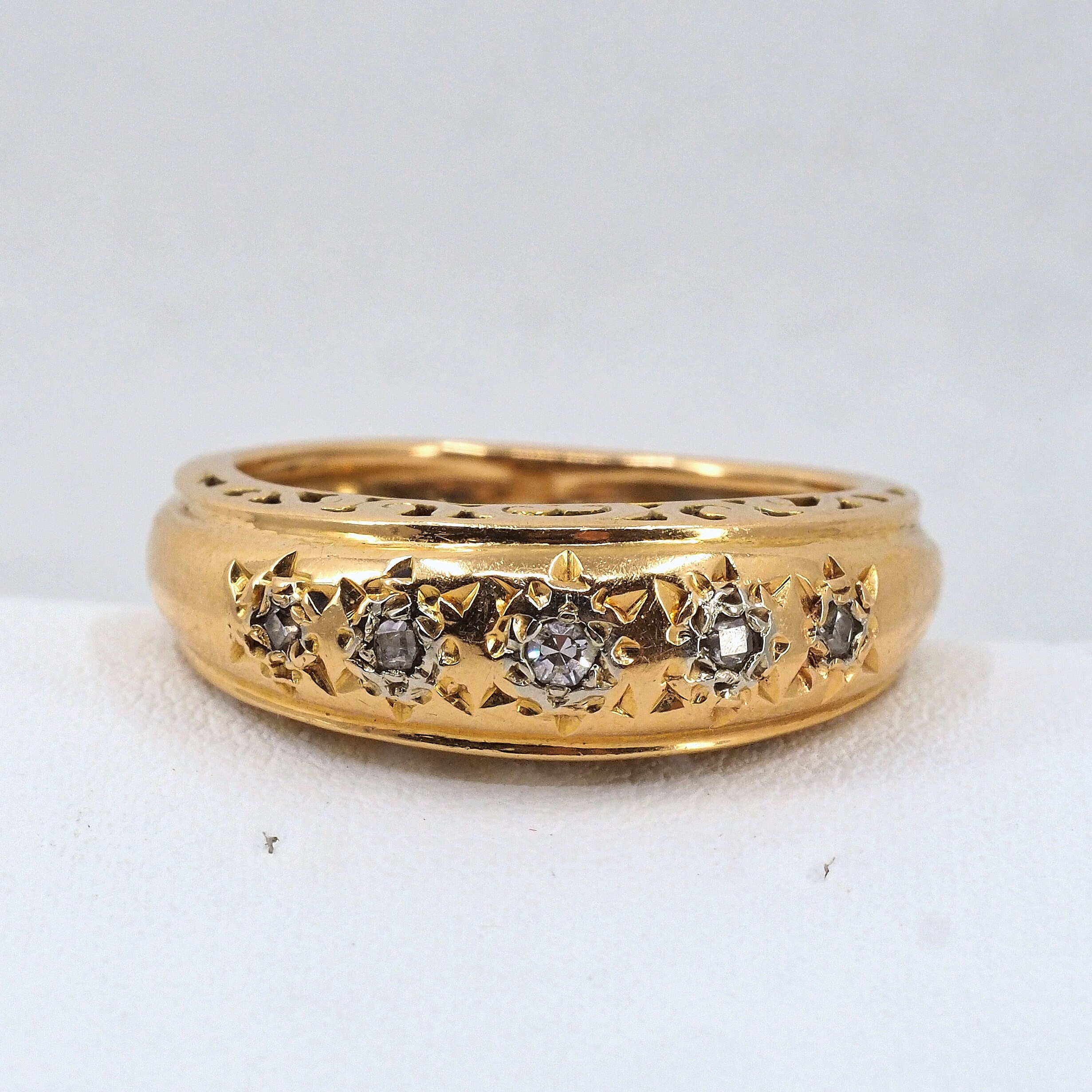 18K solid gold ring with natural diamonds Stamped finely Etsy
