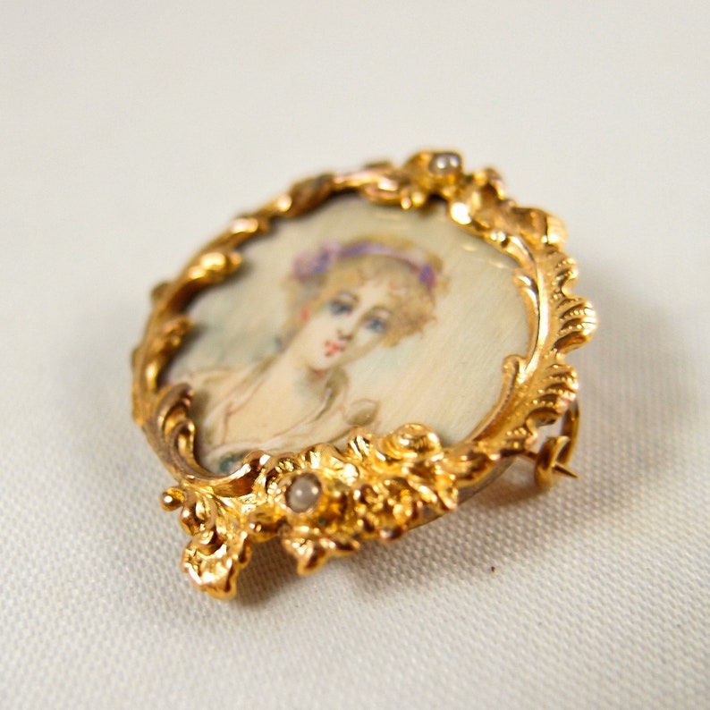 Rare antique solid gold brooch Stamped 18K solid gold baroque frame Hand painted pin Woman portrait Fine antique gold jewelry image 2