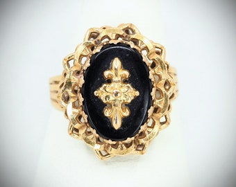 18K solid gold ring with fleur de lys on onyx Hallmarked fine gold jewelry Heavy statement Unique signet ring