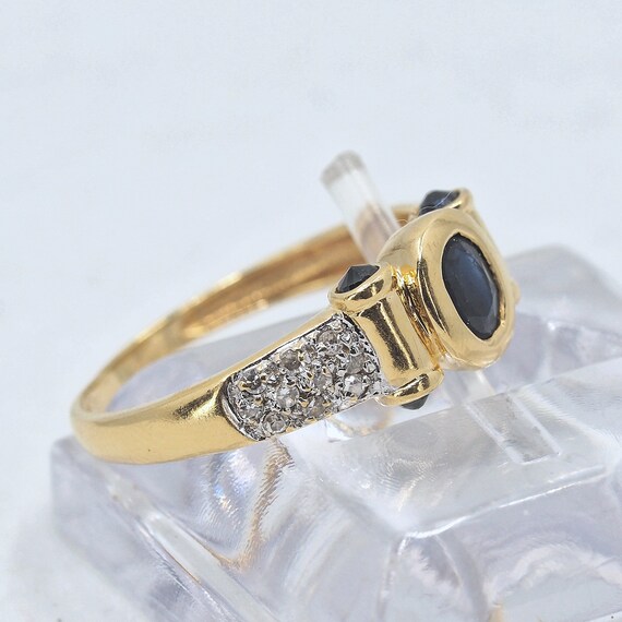 Estate 18K solid gold oval faceted sapphire and d… - image 7