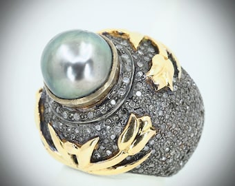 REDUCED! Statement 32.95 grams massive ring in gold, silver, diamonds Splendid Tahitian pearl One of a Kind superbly crafted ring Hallmarked