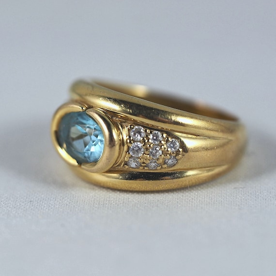 Massive solid gold ring with exquisite blue topaz… - image 8