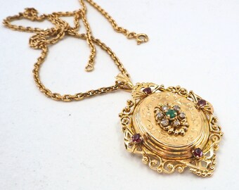 18K solid gold Victorian medallion Brooch Pendant with rose cut Diamonds and elegant Decorations Fully stamped