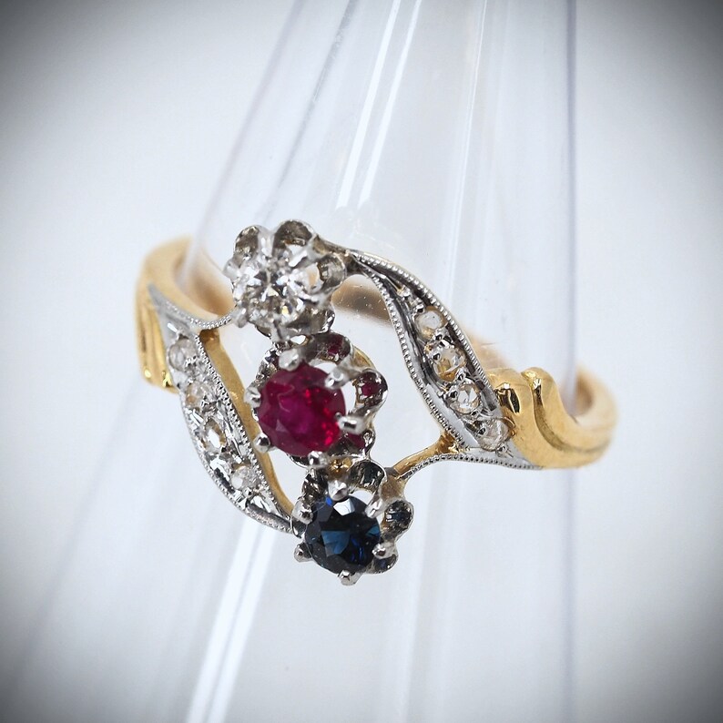 Edwardian 18K solid gold bypass ring with natural gemstones, stamped 3 stone trilogy ring Fine Art Nouveau gold jewelry image 8