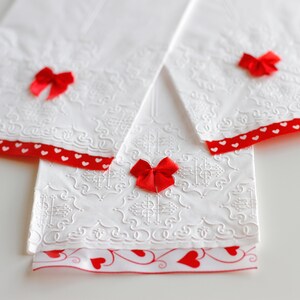 Valentine&#39;s Day Towel - Valentine&#39;s - Red Roses - Hand Paper Towels - Guest Paper Towels (12 towels)