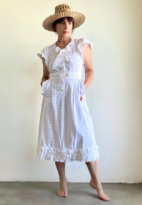 Eyelet White Cotton Broderie Anglaise 60’s Summer