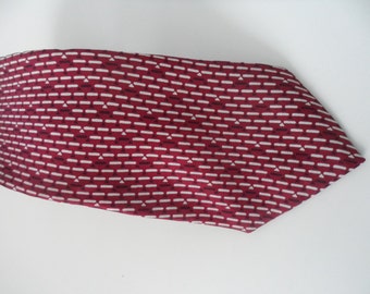 Vintage Christian Dior necktie all silk USA 3" w burgundy 58"