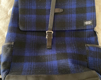 Jack Spade Winter Rückentasche kariert dunkelblau schwarz 16 x 12,5 breit x 4,5&quot; tief