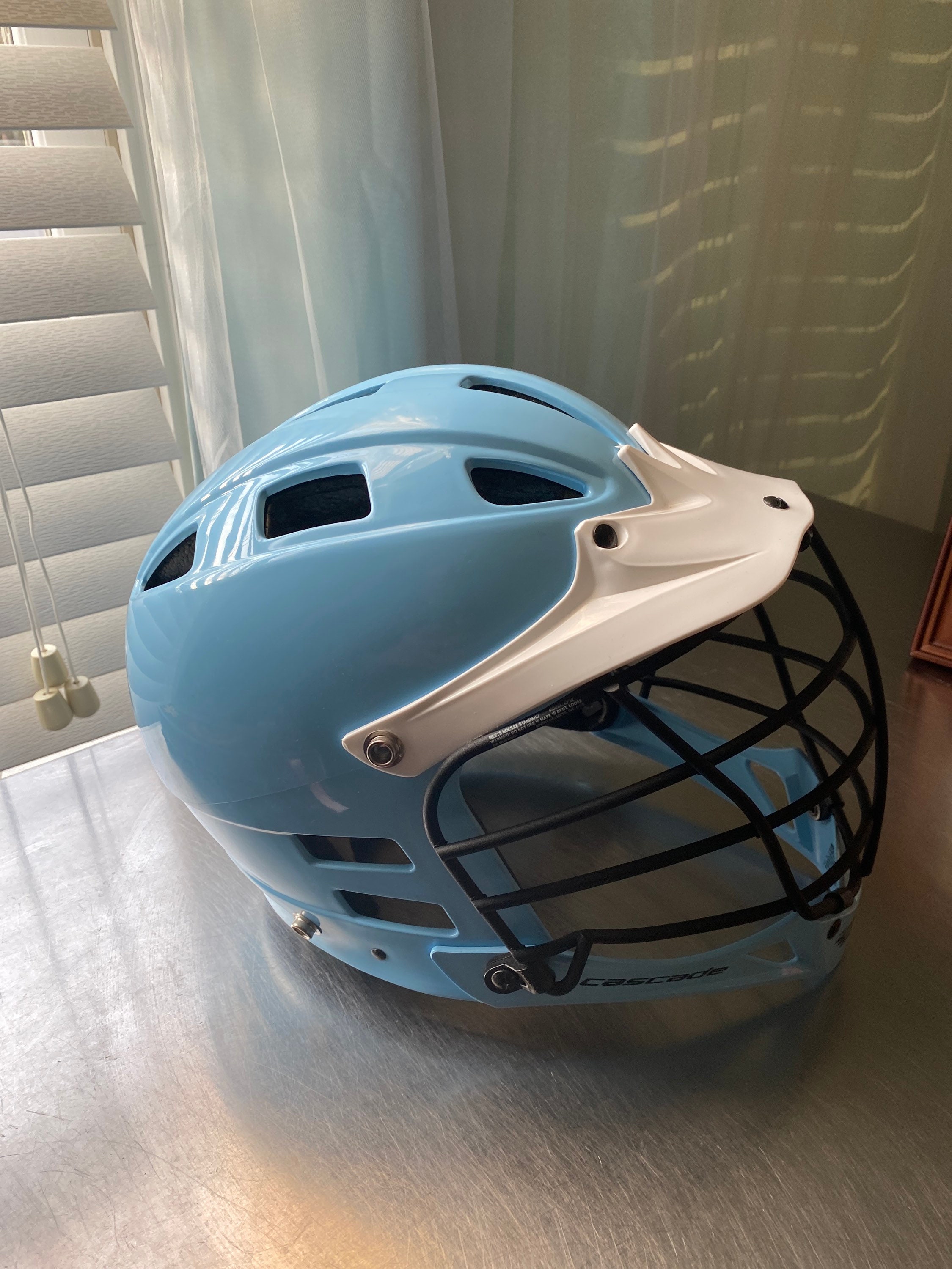 Lacrosse Kunststoff Helm Cascade Made in USA siehe Fotos für wichtige Detail Informationen