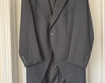 Men tailcoat dark gray Sz 40S  100% Wool