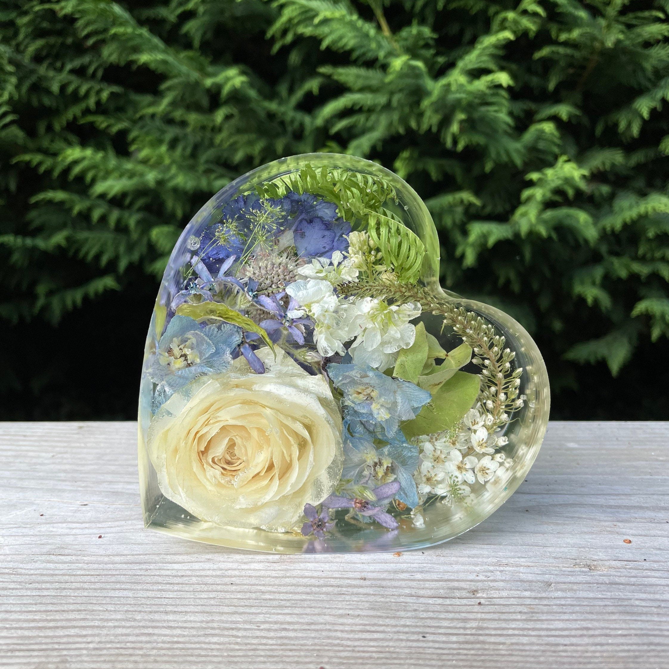 12cm Freestanding Solid Resin Heart Flower Preservation Gift Etsy UK