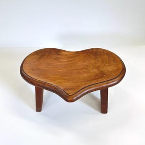 Vintage wooden heart shaped step stool, handmade rustic wood riser, cottage core plant stand, small farmhouse furniture