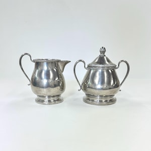 Vintage pewter cream and sugar set American made by Queen Art Pewter