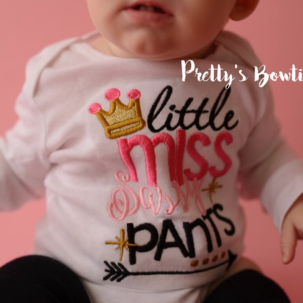 Chicas Pequeña Miss Sassy Pantalones - Girls Little Miss Shirt - Camisa de niñas o bodysuit - Camiseta de las niñas - Bodysuit