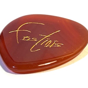 Fostinis Guitars Reddish/Brown Agate Stone Pick