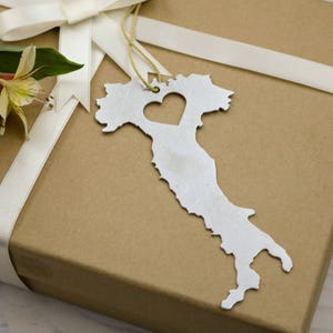 Italy Christmas Ornament / Personalized Date Gift image 2