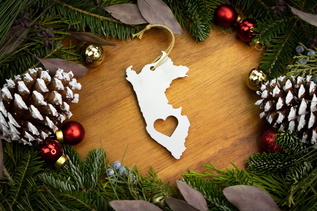 Peru Love Christmas Ornament / Custom Peru Keepsake Gift / Peruvian