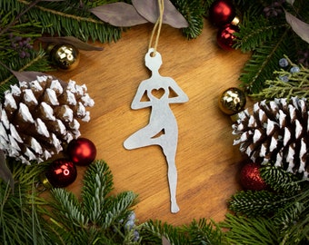 Tree Pose Yoga Christmas Ornament / Personalized Yoga Gift / Yoga Teacher Training / Yoga Teacher Gift / Gift for Yogi / Yoga Studio Decor