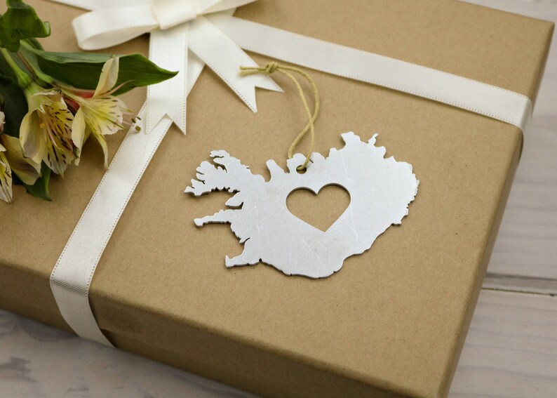 Iceland Christmas Ornament / Iceland Ornament / Travel Iceland Gift / Honeymoon Gift / Engagement Ornament / Nordic Ornament / Island Custom image 6