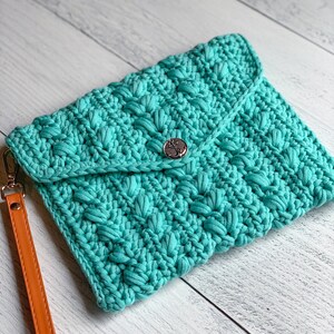 Bohemian Chic Crochet Purse Pattern image 2