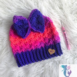 Mermaid Dreams Messy Bun Beanie w/ Bow Pattern image 4