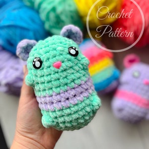 Eggy the Hamster Crochet Pattern
