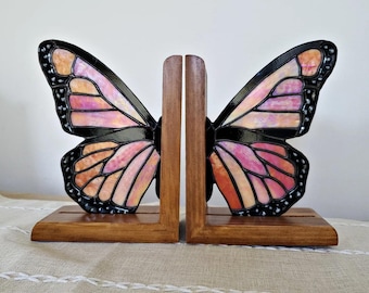 Stained Glass Iridescent Monarch Butterfly Bookends. Bookworm, book gift, home decor gift, nature lover, butterfly gift, monarch wings, hous