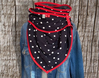 dark blue triangular scarf, dots scarf