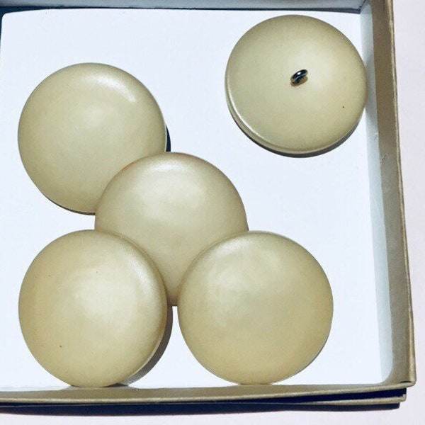 1960s 5 Beige smooth plastic Vintage Coat buttons, metal shank, 1 3/8" round / 34mm