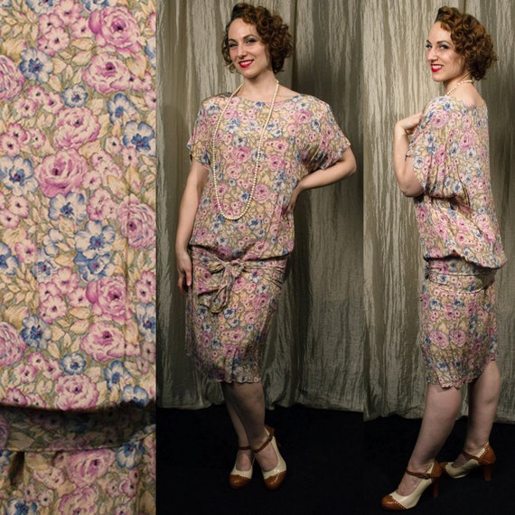 1980s W:44" Pretty Pastel Floral Sack dress that … - image 1