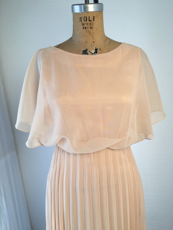 1970s W:25" Peach Chiffon Pleated Evening Prom Dr… - image 2