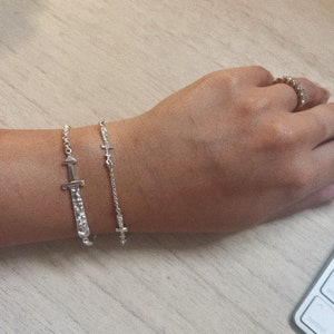 Peace Through Strength Mini Schwert Kette Armband