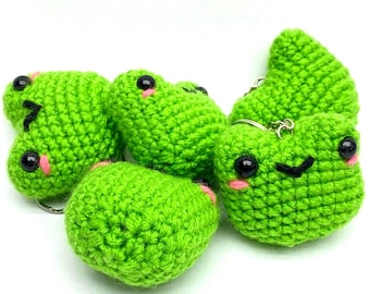 Handmade Crochet Frog Keychain – Kawaii Plush Bag Charm