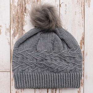 Chasing Arrows Beanie Pattern