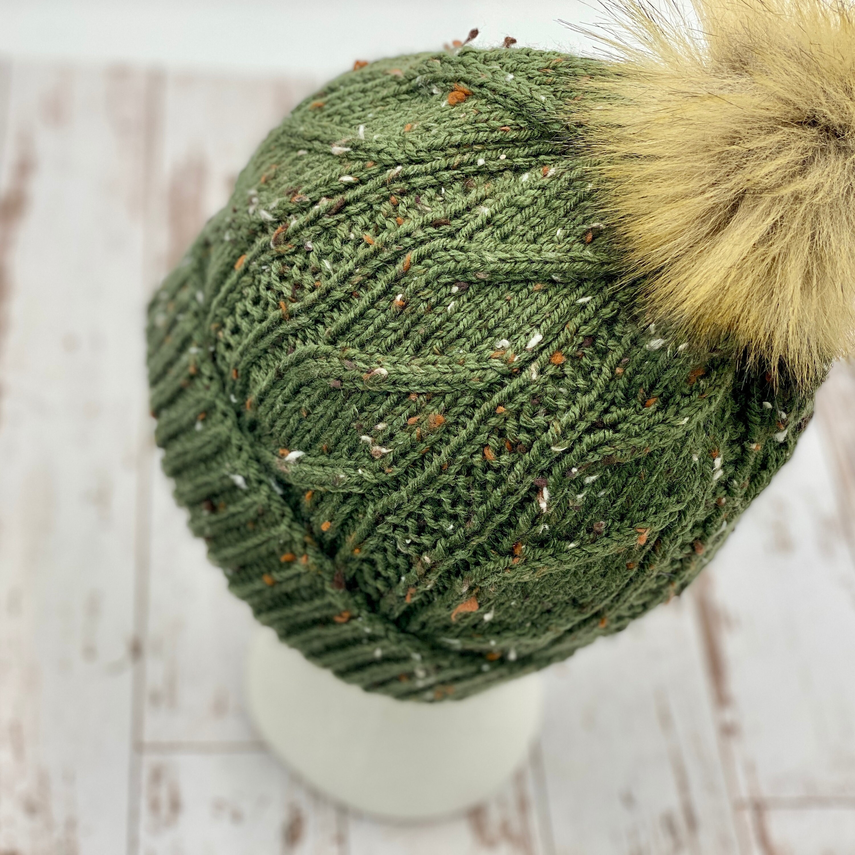 Twisty Taper | Knitting Pattern | Cables | Beginner - Etsy