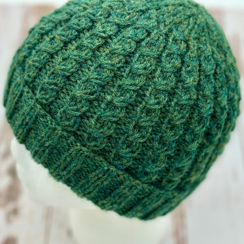 Willow Oak Toque | Knitting Pattern | Cables | Beginner - Etsy