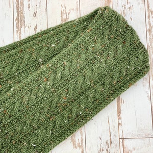 Oxford Road Scarf Knitting Pattern Cables Beginner image 2