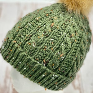 Oxford Road Toque  | Knitting Pattern | Cables | Beginner