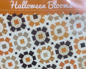 Halloween Blooms Printed Pattern Only by  by Fig Tree Quilts by Joanna Figueroa finished size 61" x 70"  FTQ100H