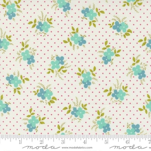 Flower Power Easy Breezy Cloud - Aqua Yardage 33713-21 by Maureen McCormick Sold in 1/2 Yard Increments