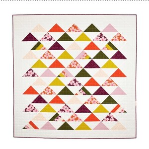 Spyglass Quilt Pattern by Patchwork and Poodle, Elaine Bergman Multiple sizes