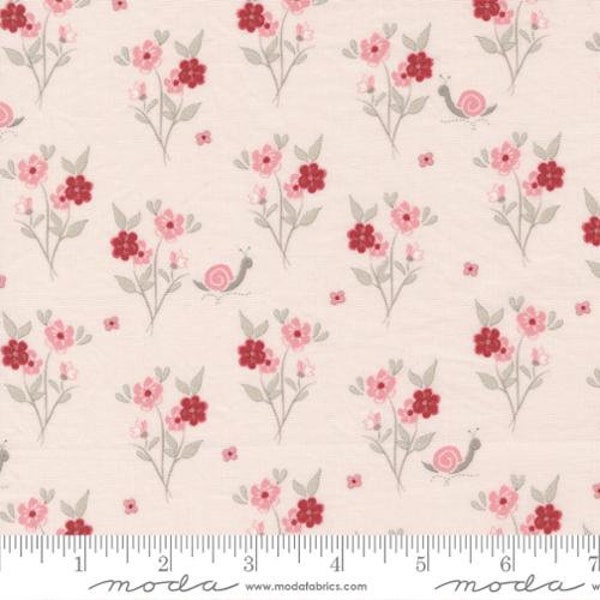 End of Bolt 26 inches - The Flower Farm 3010 18 Flower Bed in Blush by Bunny Hill for Moda Fabrics EOB 2335