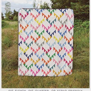 The Jenny Quilt Pattern KTQ179  by Kitchen Table Quilting (baby, lap, twin, queen and king sizes)
