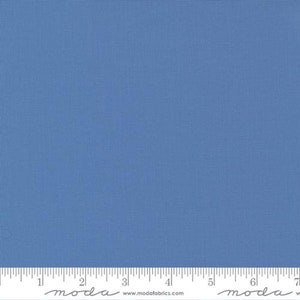 Moda Bella Solids Yardage Bettys Blue - 9900-122 by Moda Fabrics Sold in 1/2 yard increments